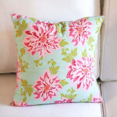 Ten Simple Steps on how to Make a Pillow Slipcover – Part 2 Beginning Sewing